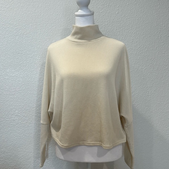 Melrose and Market, Size XXX Small waffle print cream colored turtleneck sweater - Picture 1 of 6